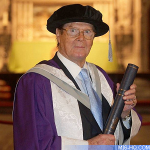 roger_moore_honorary_degree_2012.jpg